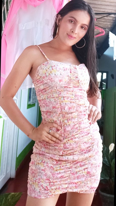 Jessi T ポルノモデル 写真