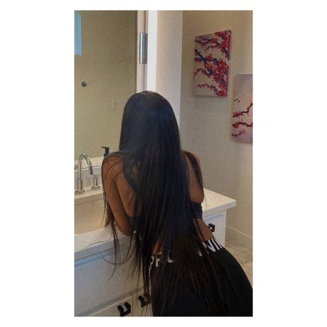 DOLLY GIRL ポルノスター ホット 写真