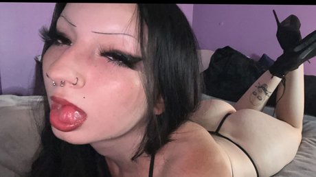 _val_ ヌード女優 写真