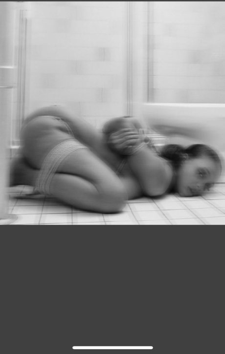 u26118559 独占スター 写真