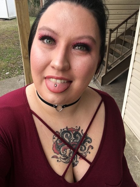 Alana Slade ヌードのポルノスター 画像