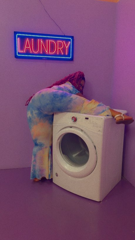 曲線美の赤毛OnlyFans 可愛い 画像