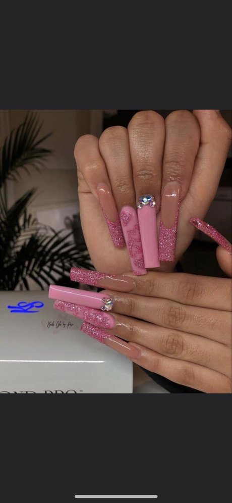 King AD セクシーモデル ギャラリー