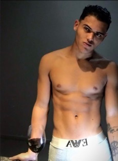 Tierri Barbosa 無料スター 写真