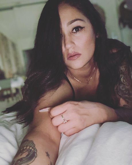 Mariie Staxxx ポルノスター ホット ギャラリー