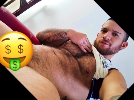 PANDA ポルノ女優 写真