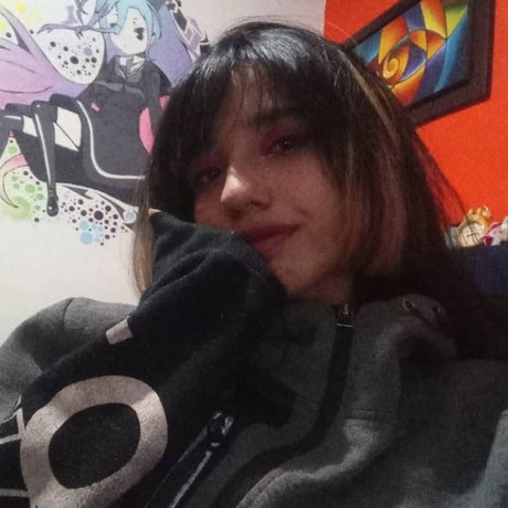 Tania_ 高品質モデル 写真