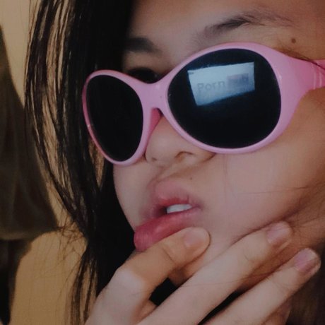 ブラック・ポーグ・オンリーファンズ ホット 画像