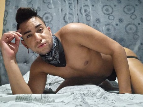 Anthony Humboldt アダルト女優 写真