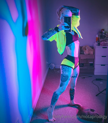 黒檀のシャワー OnlyFans ホットセクシー ギャラリー