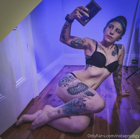 変態エボニーOnlyFans 無料ポルノ 写真