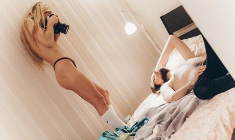 BBW 教師 OnlyFans ヌード 写真