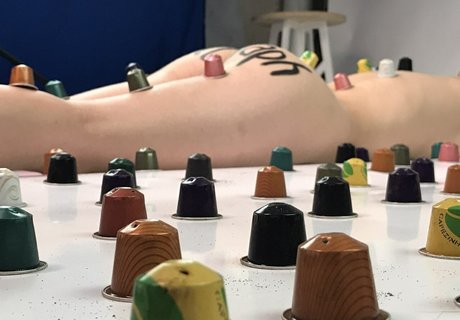 フィンドムオンリーファンズ 無料セクシー 写真