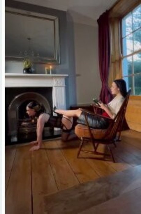 コスプレヌードOnlyFans アダルト ギャラリー