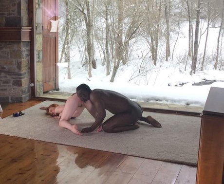 スターティーンオンリーファンズ セクシーヌード ギャラリー