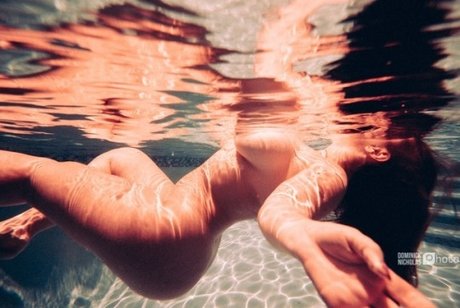 変態エボニーOnlyFans ポルノ 写真