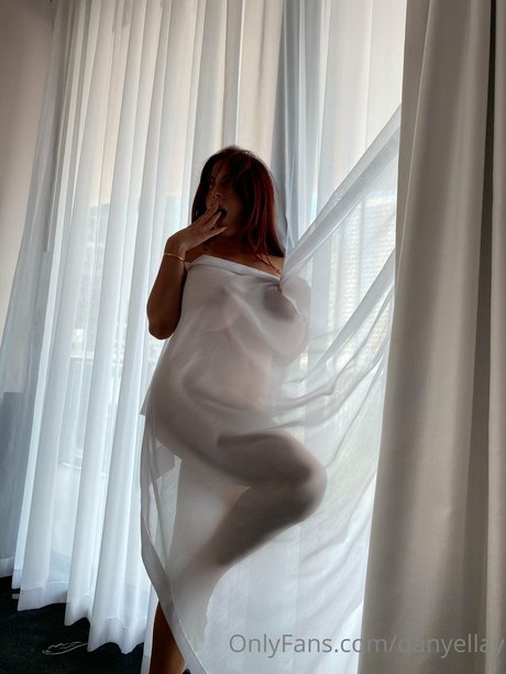 エボニーフィットネスOnlyFans アートヌード 画像