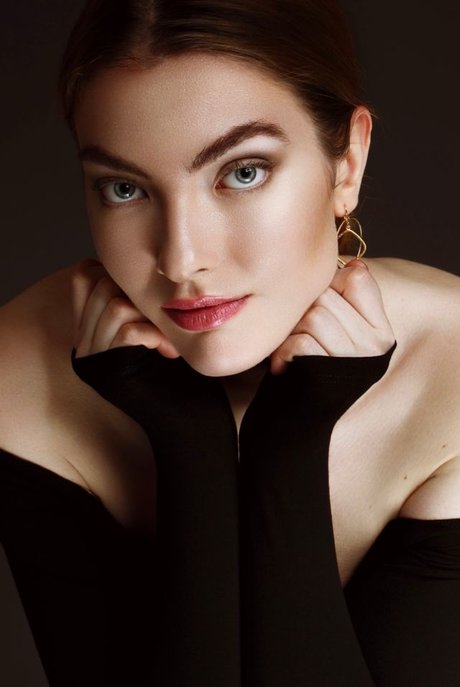 大きなお尻のアジア人OnlyFans ヌード 画像