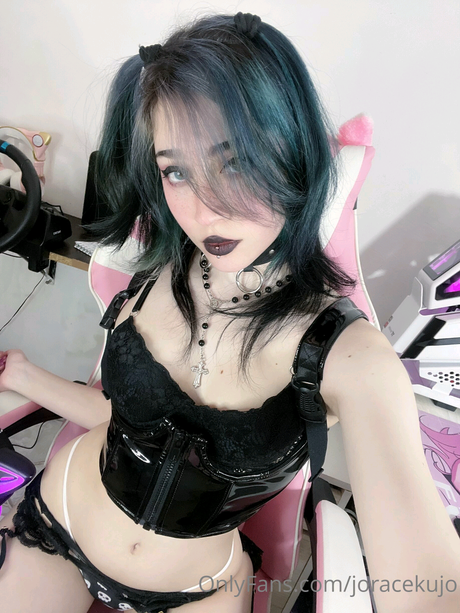 ぽっちゃりエモOnlyFans パーフェクト 写真