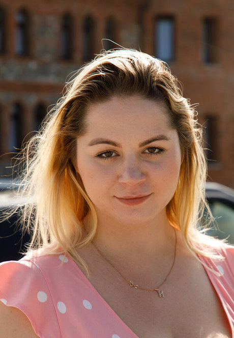 そばかすOnlyFans セクシー 写真