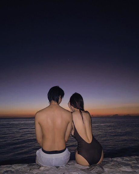 nuninal 22 ポルノスター エロティック 写真