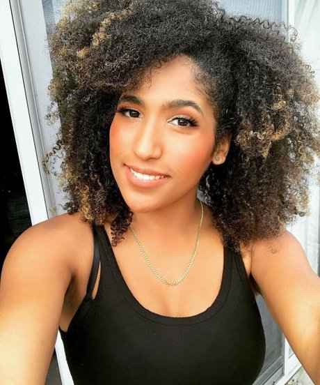 膣オンリーファン ホットヌード 写真