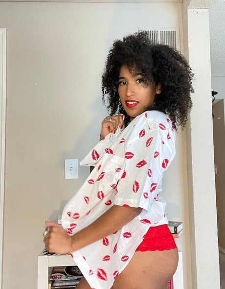 ボディビルダーカップルOnlyFans セクシーヌード ギャラリー