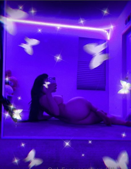 ボディビルダーカップルOnlyFans ポルノ 画像