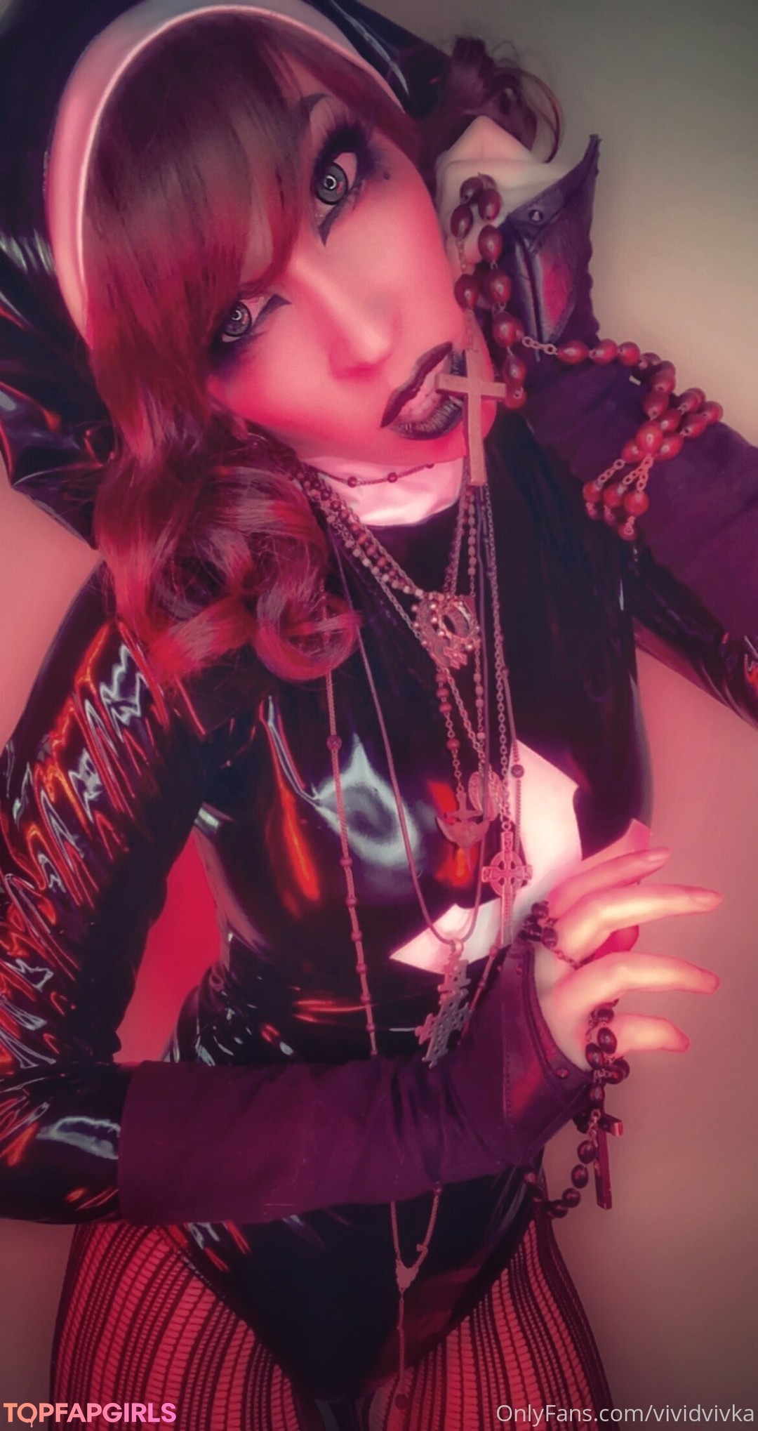 曲線美のティーンズOnlyFans セクシーヌード 画像