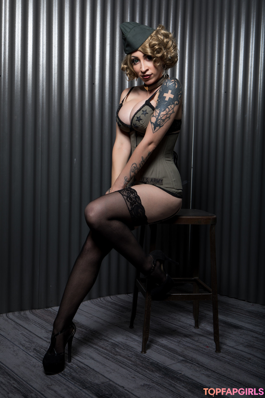 Vivid Vivka ポルノスター ホット 写真