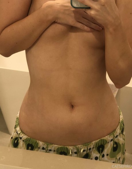 Catsefiro ヌードのポルノスター 写真