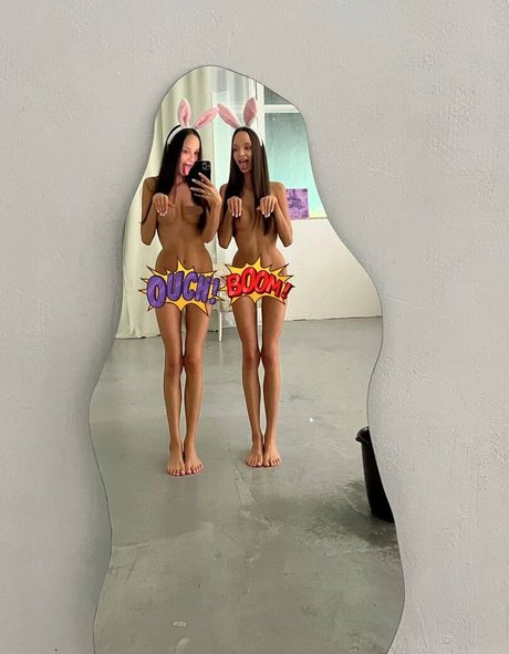 Adelalinka Twins ヌード女優 写真