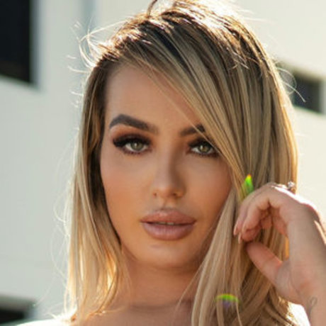 Lucie Jaid ポルノスター 画像