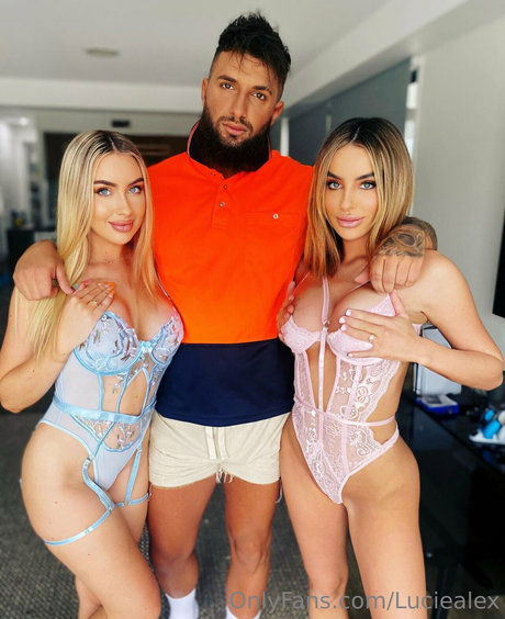 Lucie Jaid ポルノ女優 アーカイブ