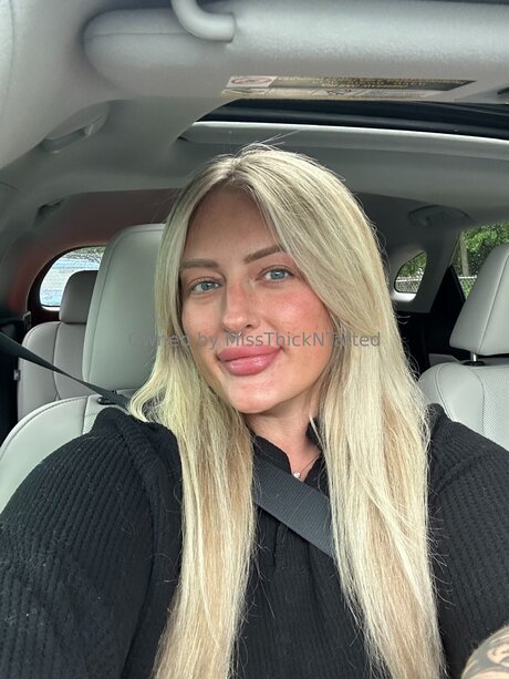 Miss Thick N Tatted ヌードスター 画像