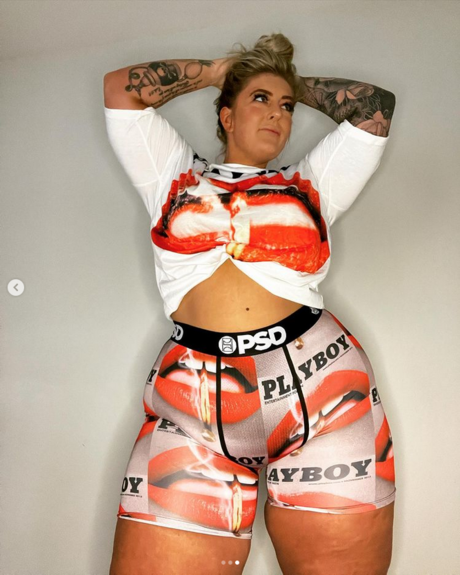 Miss Thick N Tatted 完璧なモデル 画像