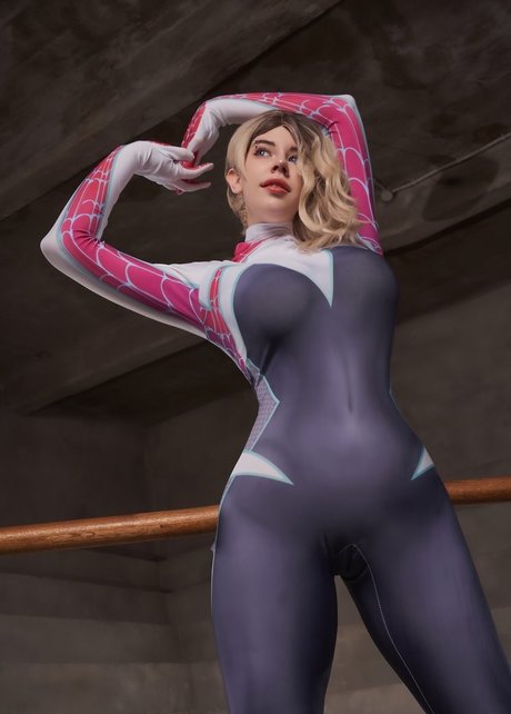 Voezacos トップモデル 画像