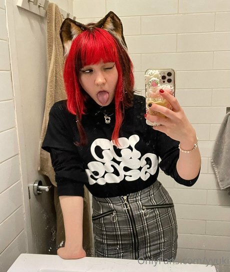 yyuki 完璧なスター アーカイブ