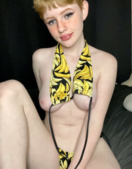 Aaliyah May セクシーモデル 画像