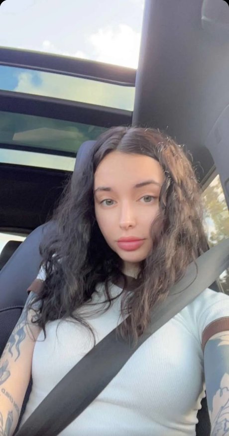 Stormy Summers 無料モデル 写真