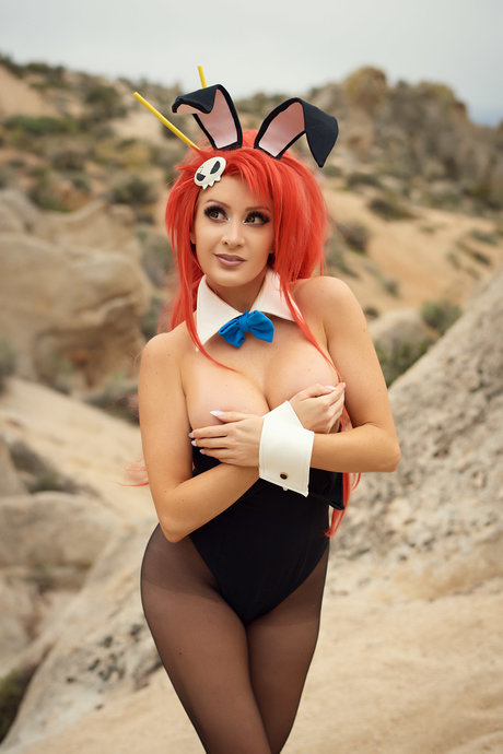 ブロンドオンリーファン ホットヌード 画像