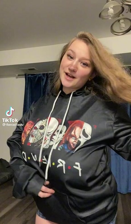 かわいい巨乳OnlyFans HD 写真