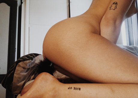 marie x ポルノスター ギャラリー