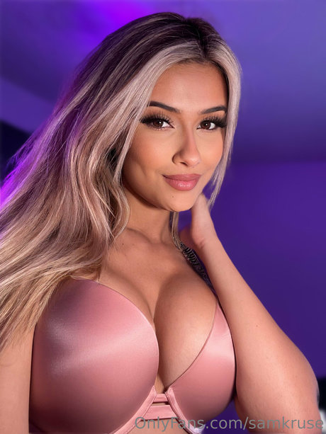 samkruse エロティックなモデル 写真