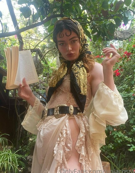 floraauclair ポルノスター 素敵 画像