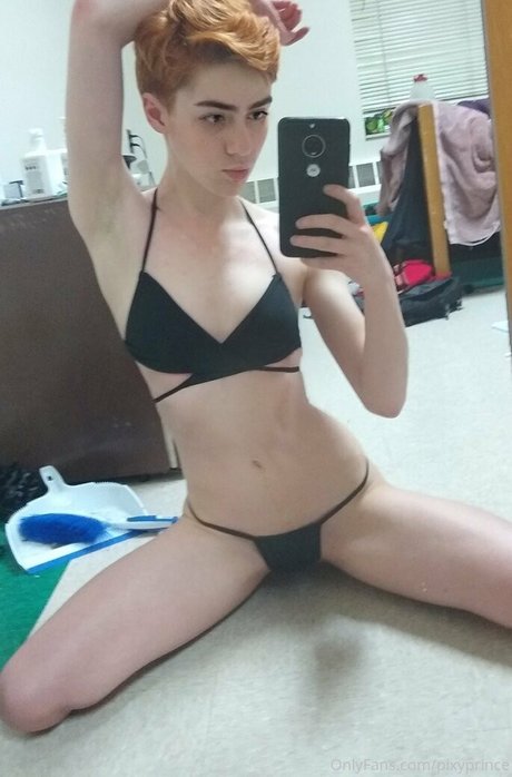 痩せたブロンドのOnlyFans 美しい裸 画像