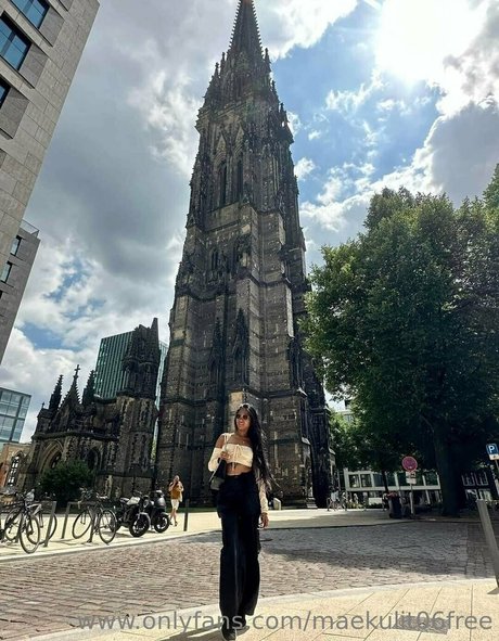 Mae Kulit ポルノスター アダルト 写真