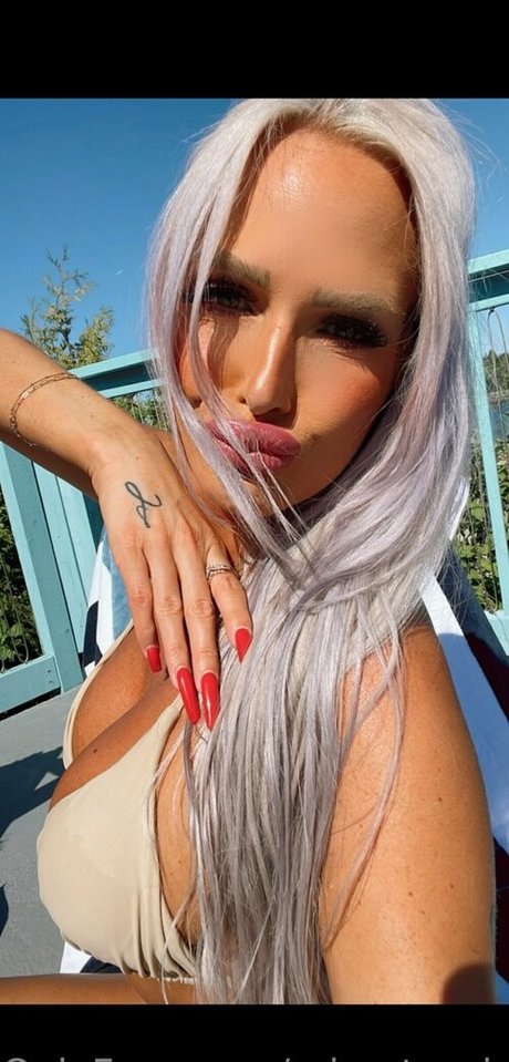 missstassia アダルトスター 写真