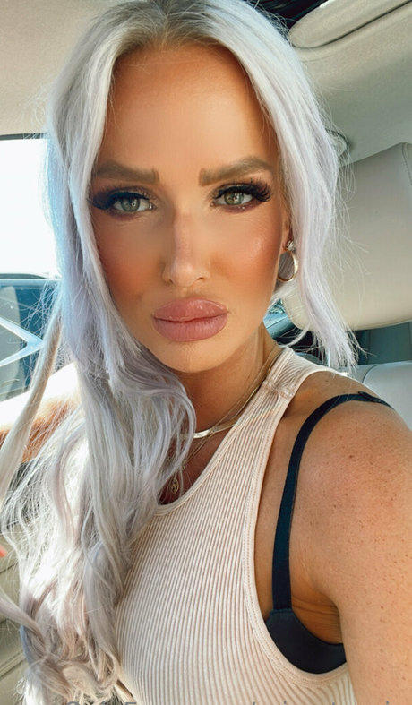 missstassia ポルノスター 写真