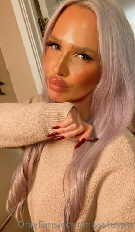 missstassia xxxポルノスター アーカイブ